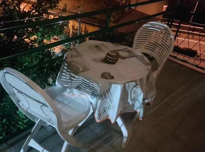 Casa Tiziano Parking Gratis Centro 15 Minuti A Piedi Apartmán