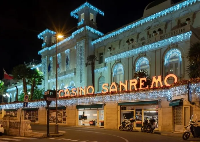 Casa Tiziano Parking Gratis Centro 15 Minuti A Piedi Apartmán Sanremo