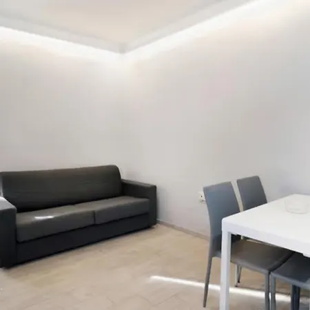 Lejlighed Casa Tiziano Parking Gratis Centro 15 Minuti A Piedi Sanremo