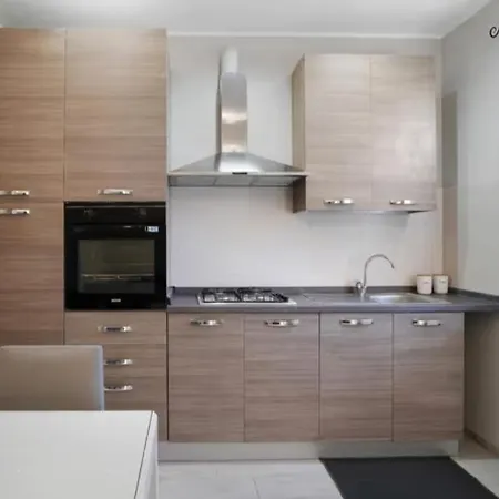 Casa Tiziano Parking Gratis Centro 15 Minuti A Piedi Apartamento Sanremo