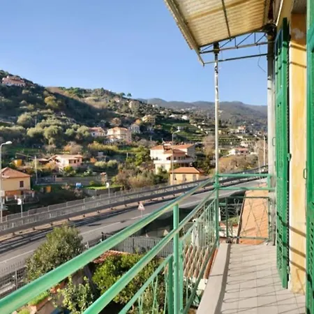 Apartment Casa Tiziano Parking Gratis 15 Minuti A Piedi